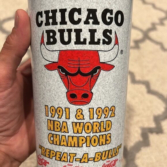 VTG Chicago Bulls Cup Champion Sip Cup 1991 & 1992 NBA World Champions no lid - Picture 2 of 8
